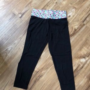 Medium cotton black capris with pocket